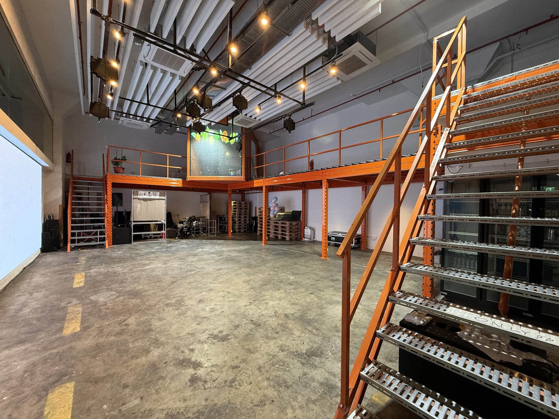 PORT37 Main Space